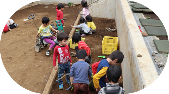 子ども達が子ども達同士で遊べる空間